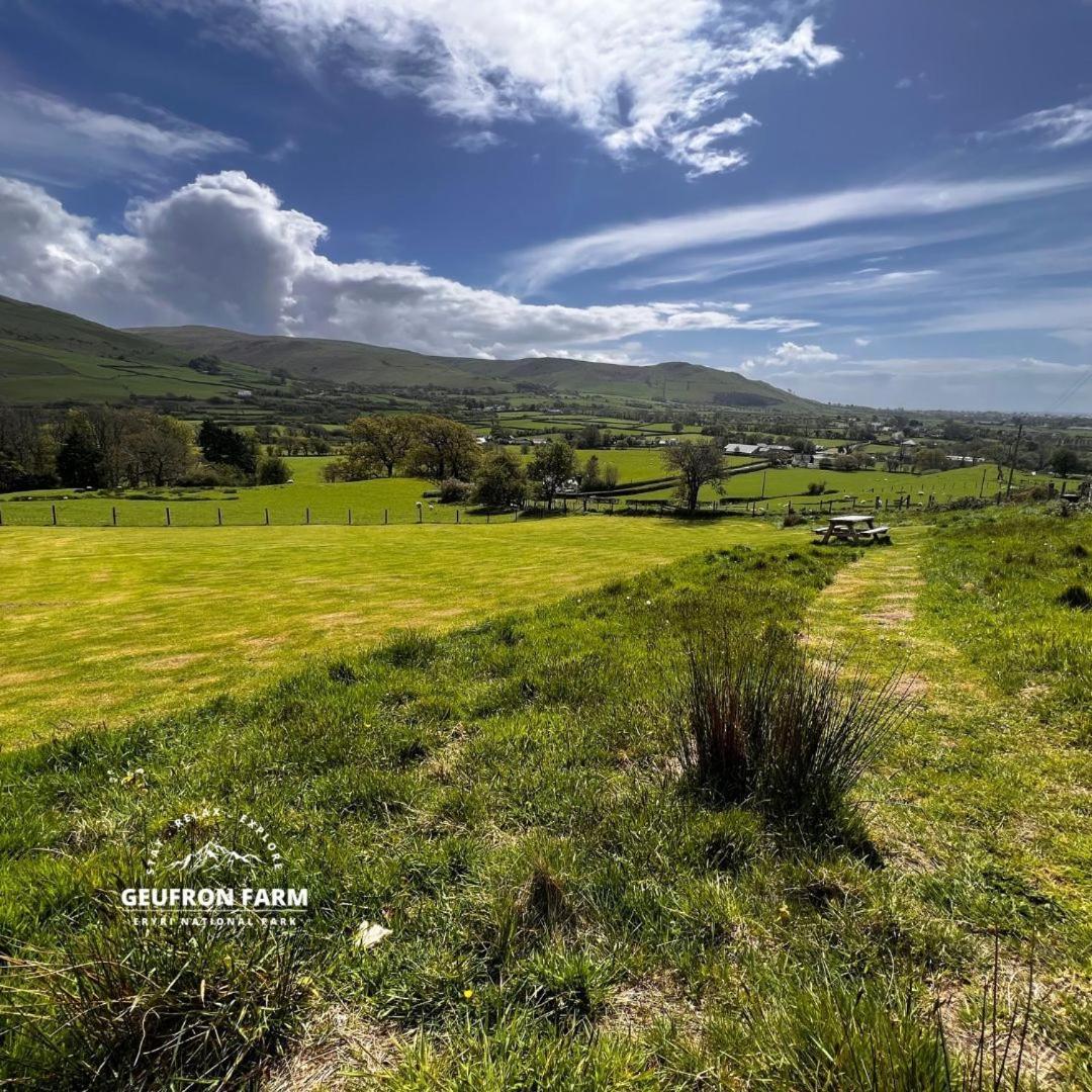 Dog Friendly Cottage, Geufron Farm Near Tywyn Bryn-crug Exteriör bild